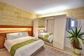 West street apartments, Valletta